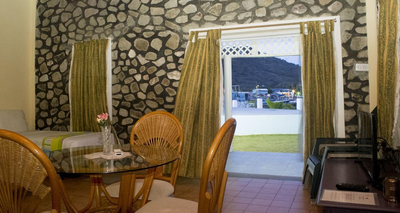 Kings Landing Hotel Clifton Екстер'єр фото