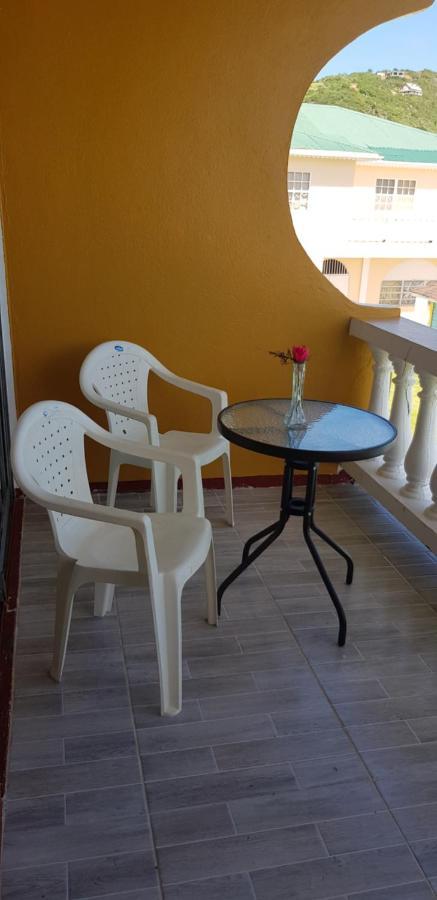 Kings Landing Hotel Clifton Екстер'єр фото